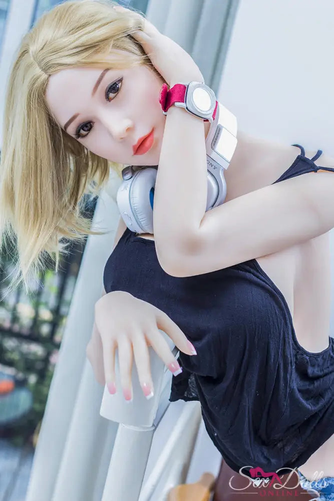 ELIRA – 168CM E cup with #70 head A Sex Doll S-TPE